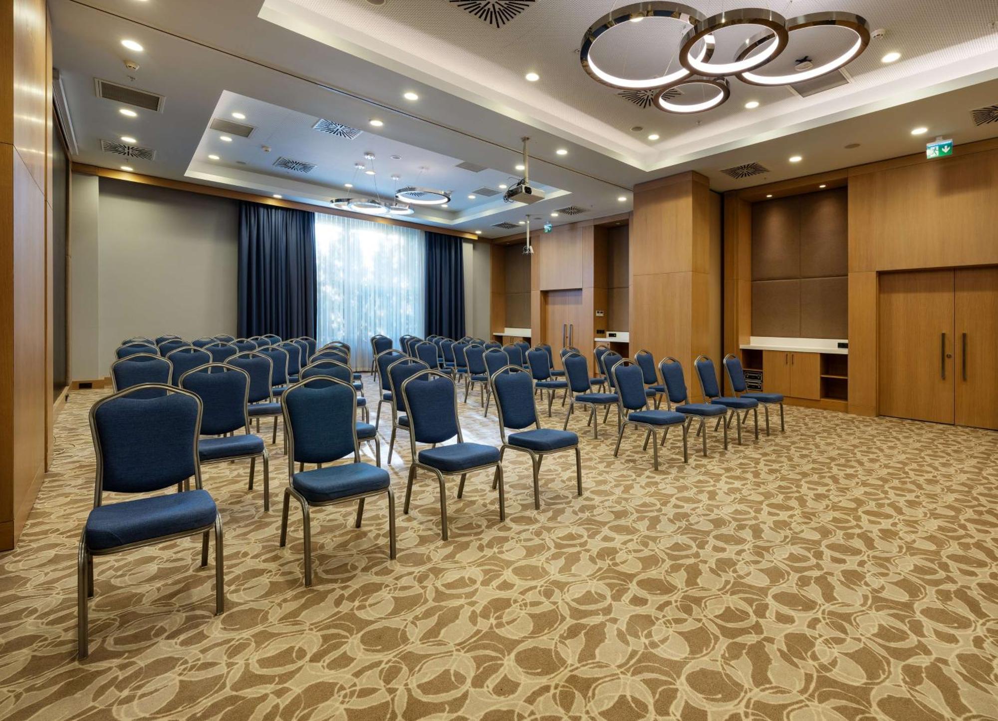 Otel Park By Radisson
