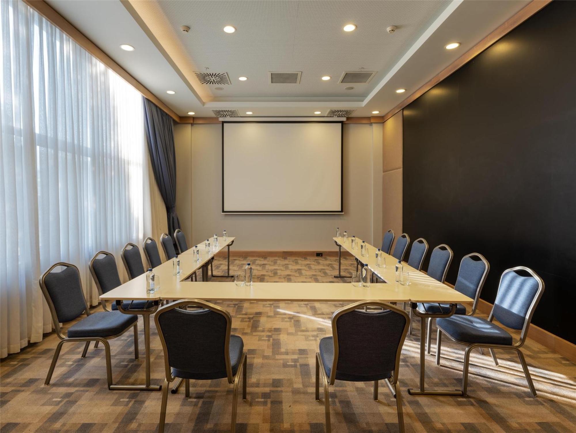 Otel Park By Radisson